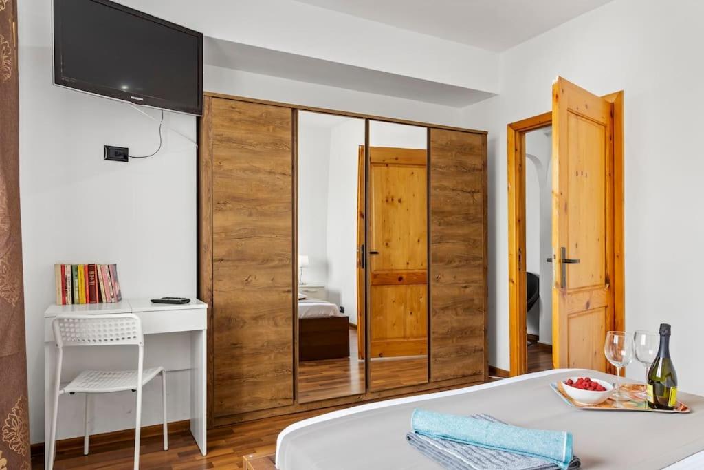 Bamboo Ultra Central Apartment Bukarest Exteriör bild